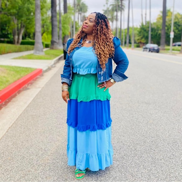 Brand New! Ivy Street Blue and  Green Tiered dress with Ties at Shoulder Size 1X - Picture 1 of 10